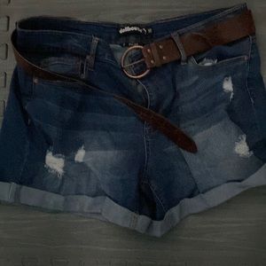 Dollhouse Dylan jean Shorts Size 18